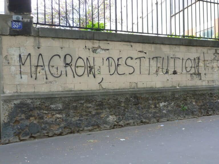 Le contrôle de la recevabilité des propositions de résolutions visant à réunir la Haute Cour